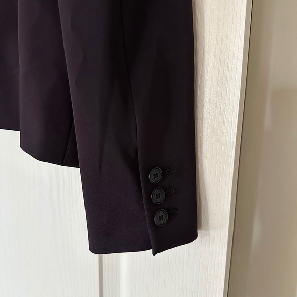 Tahari Blazer/Jacket, SIze 2, Eggplant (Purple) - Picture 7 of 15